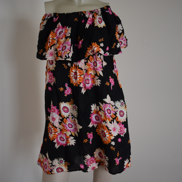 Raviya Floral Off the Shoulder Swimsuit Cover-up - Picture 2 of 4